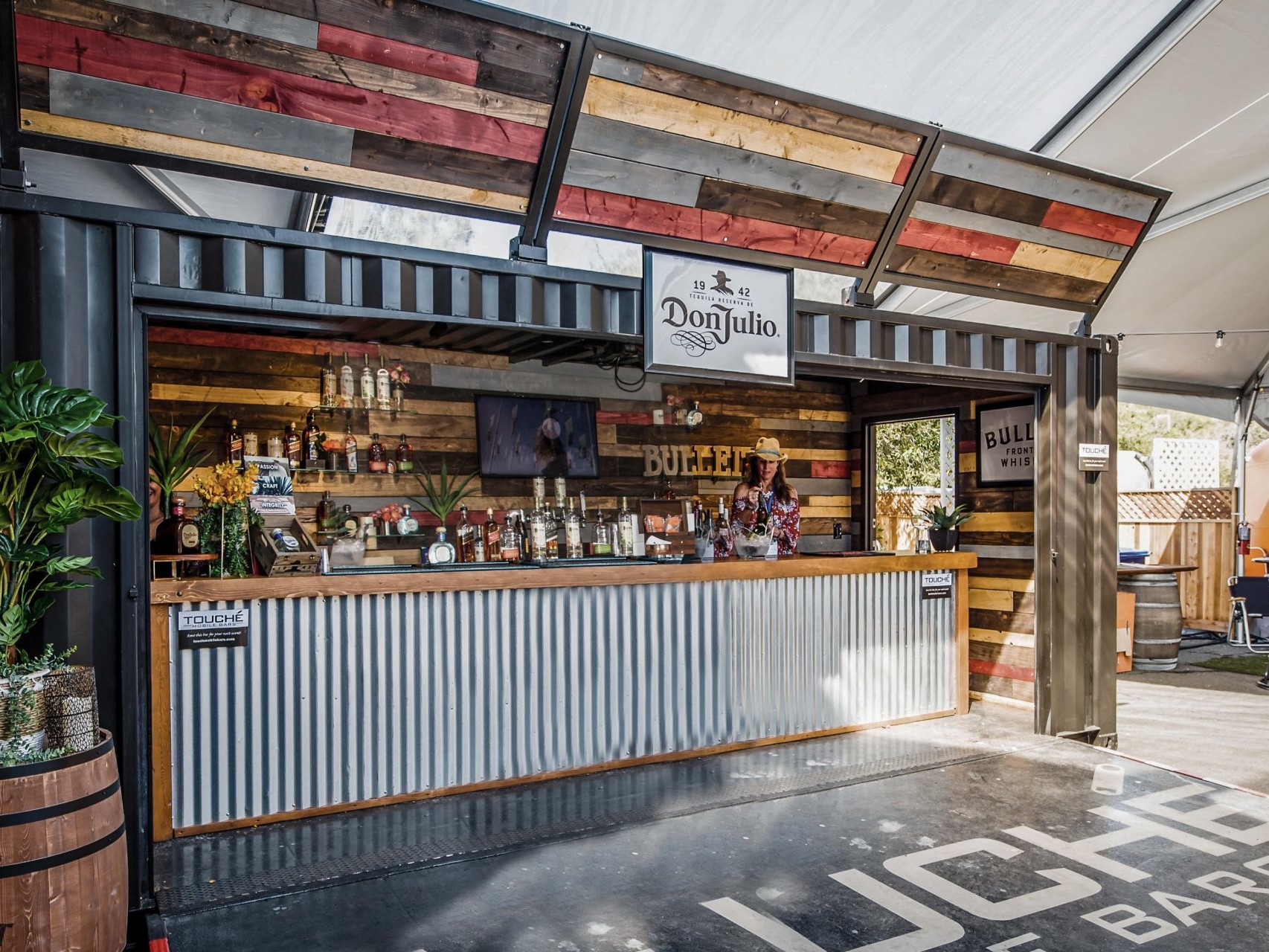 Shipping container bar