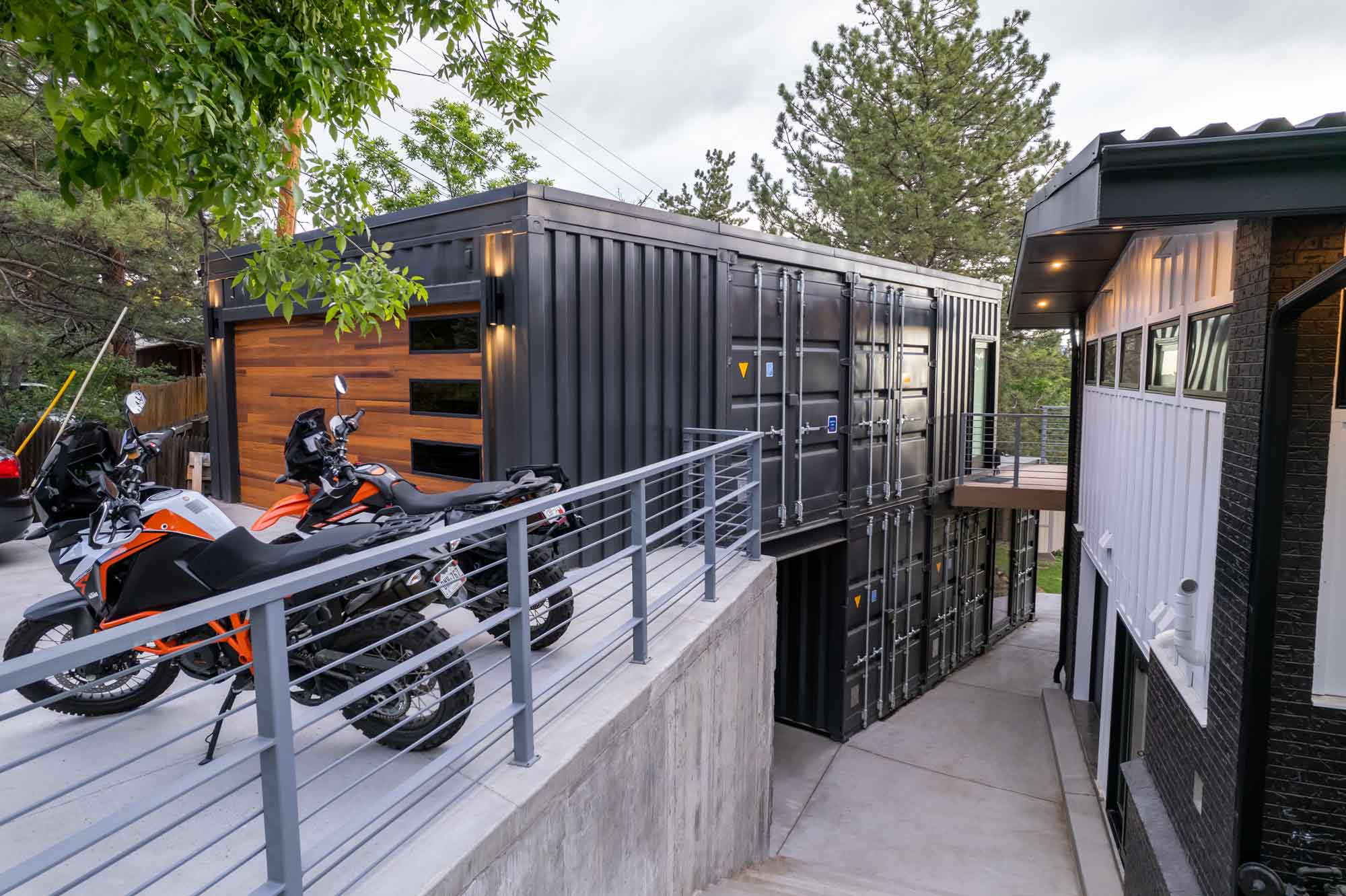 Rentable Shipping Container House Comes With Roof Deck & Garage Door